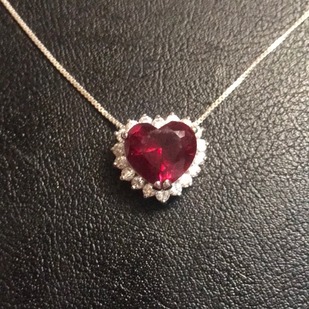 Red Heart ♥️ pendant and sterling silver chain